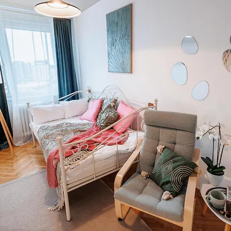 Sunbeam Cloud Old Town City View Renovated Apartment Belgrade